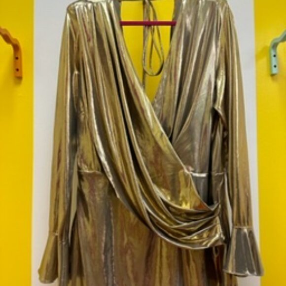 Metallic Gold Drape Dress with Tie Back and Bell Sleeve cuff Size 2XL - Picture 6 of 6